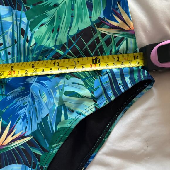 Tropical One-Shoulder Cutout Swimsuit – Palm Leaf Print with Ruffle Strap M - Picture 12 of 13